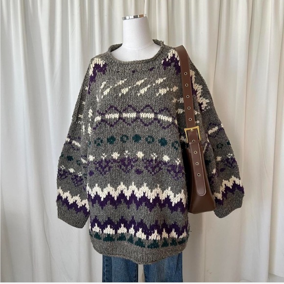 Vintage Fair isle Grandmacore chunky-knit wool sweater. - Picture 6 of 8